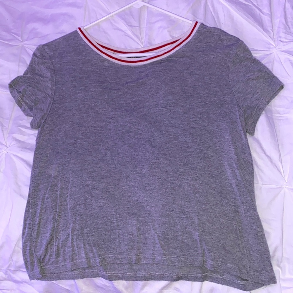 gray top